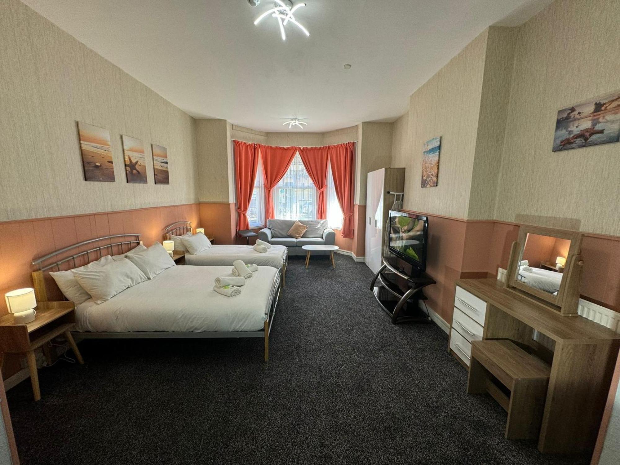 The Paradise Guest House Грейт-Ярмут Номер фото