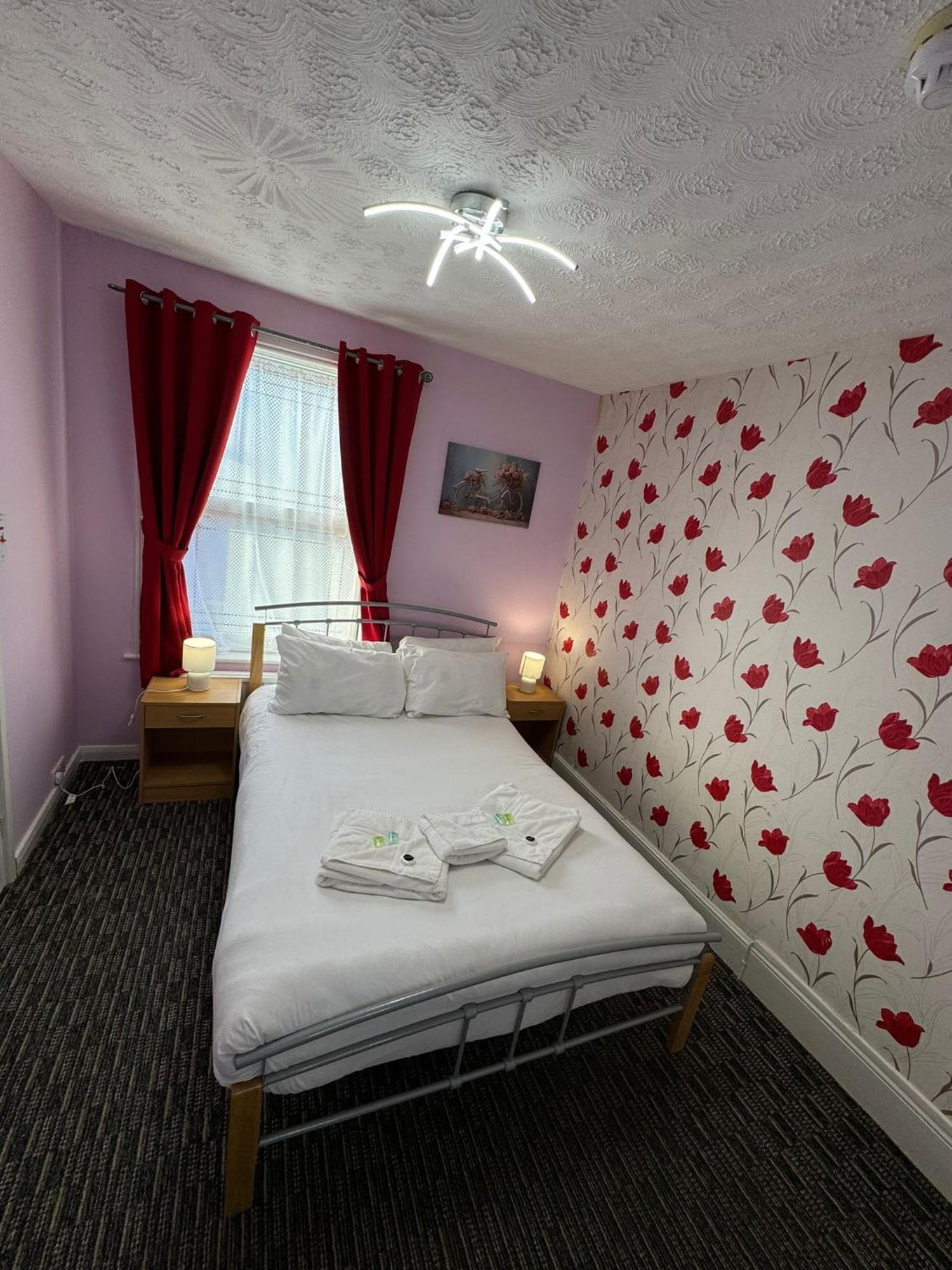The Paradise Guest House Грейт-Ярмут Номер фото