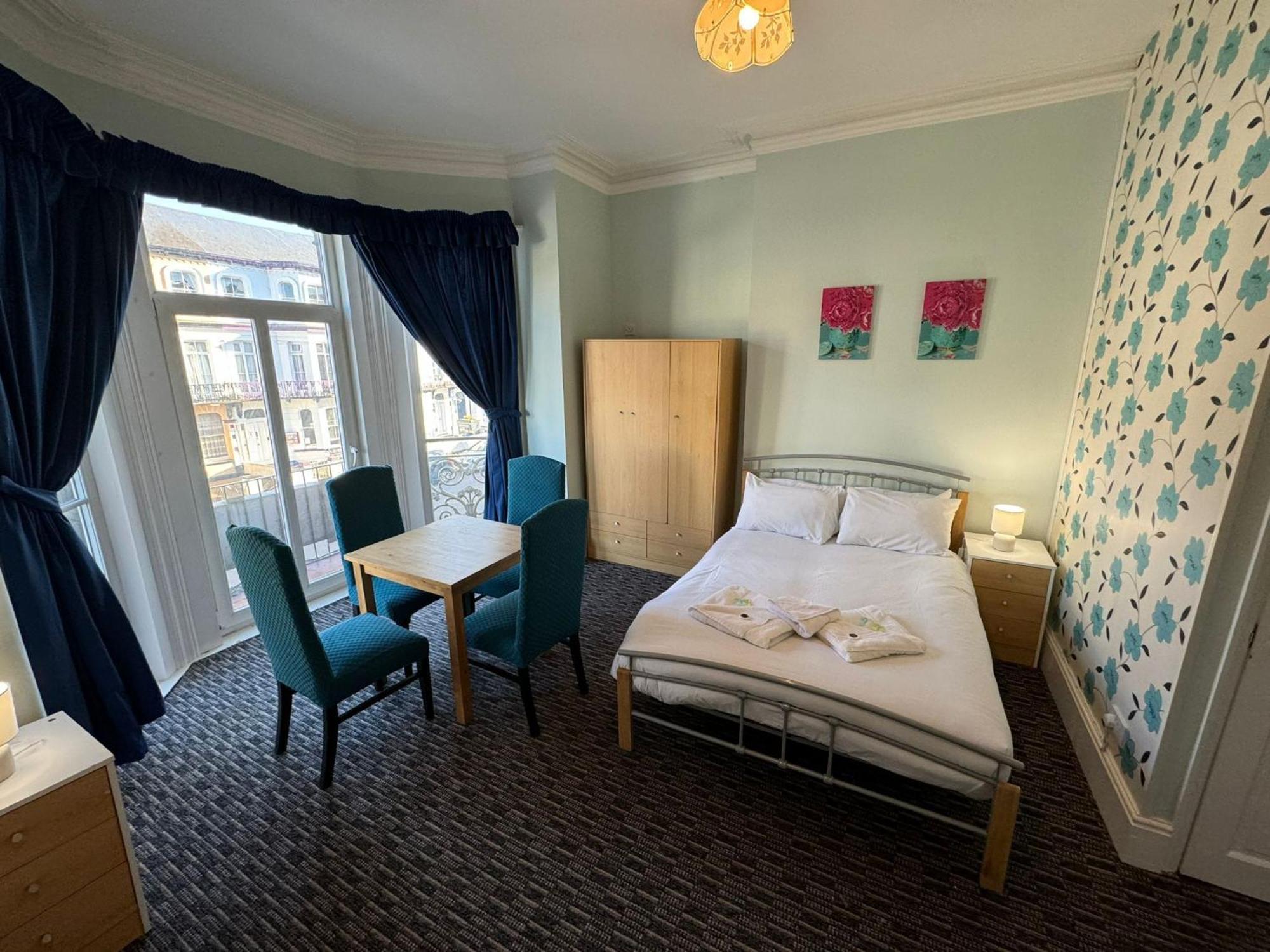 The Paradise Guest House Грейт-Ярмут Экстерьер фото