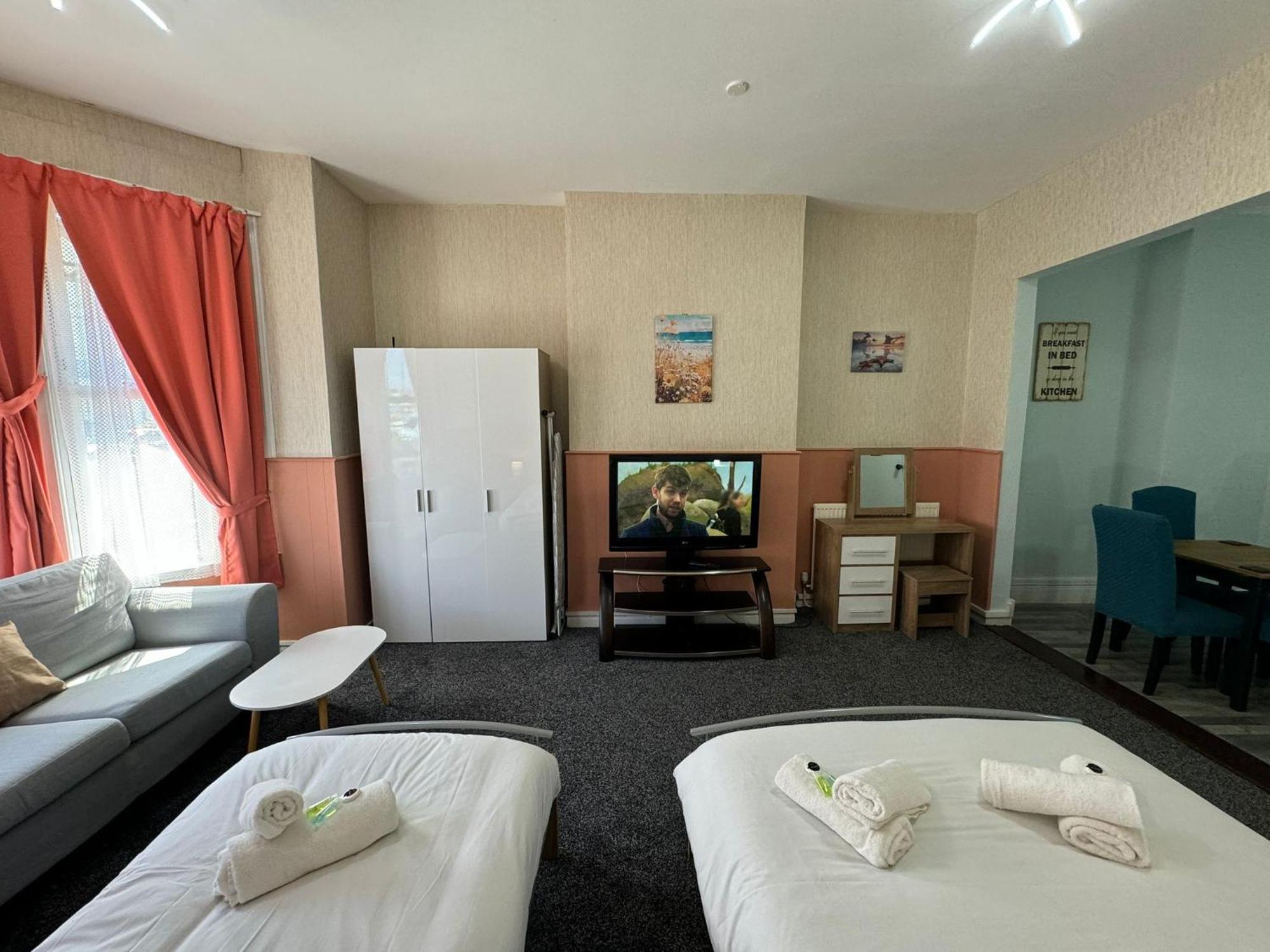 The Paradise Guest House Грейт-Ярмут Номер фото